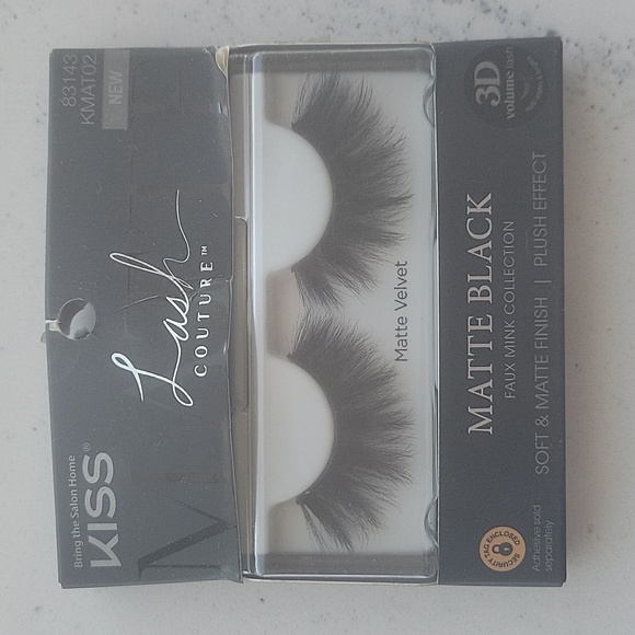 False lashes 2x - Picture 2 of 5